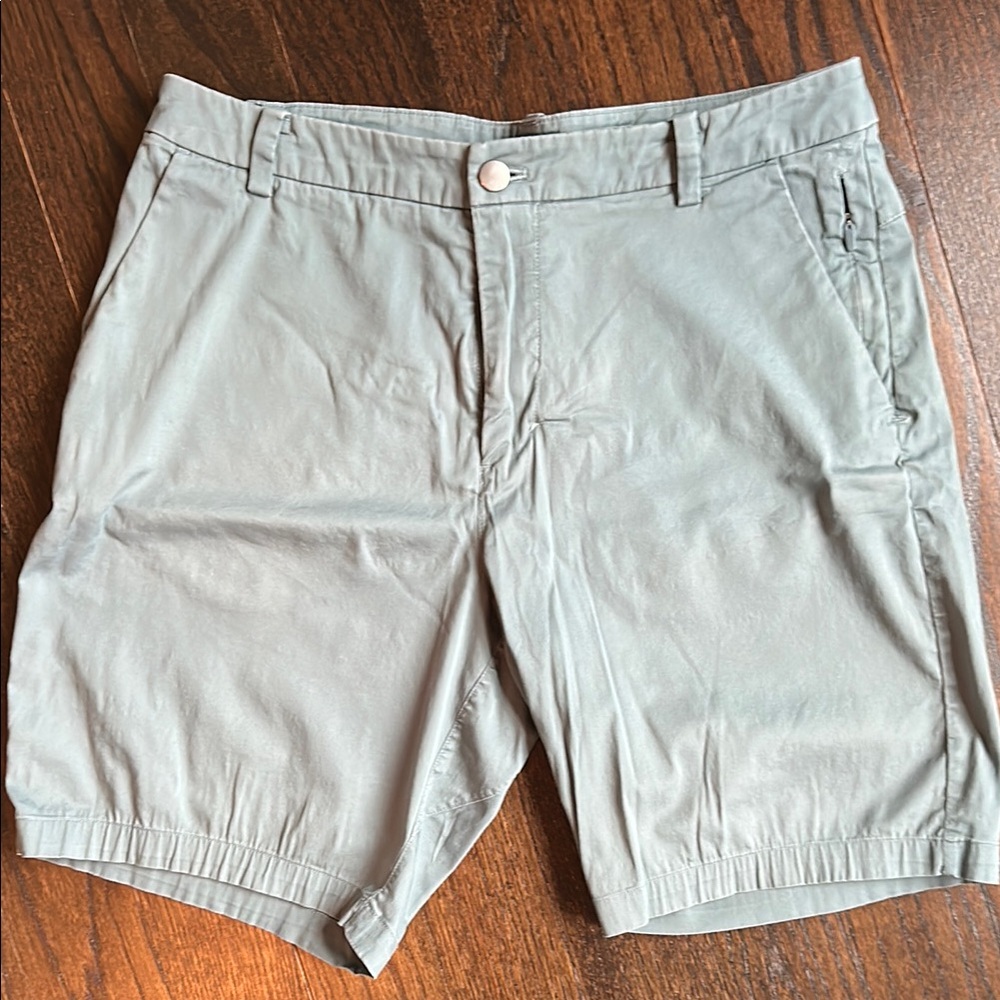 Lululemon Athletica Green Flat Front Shorts with Clean Design